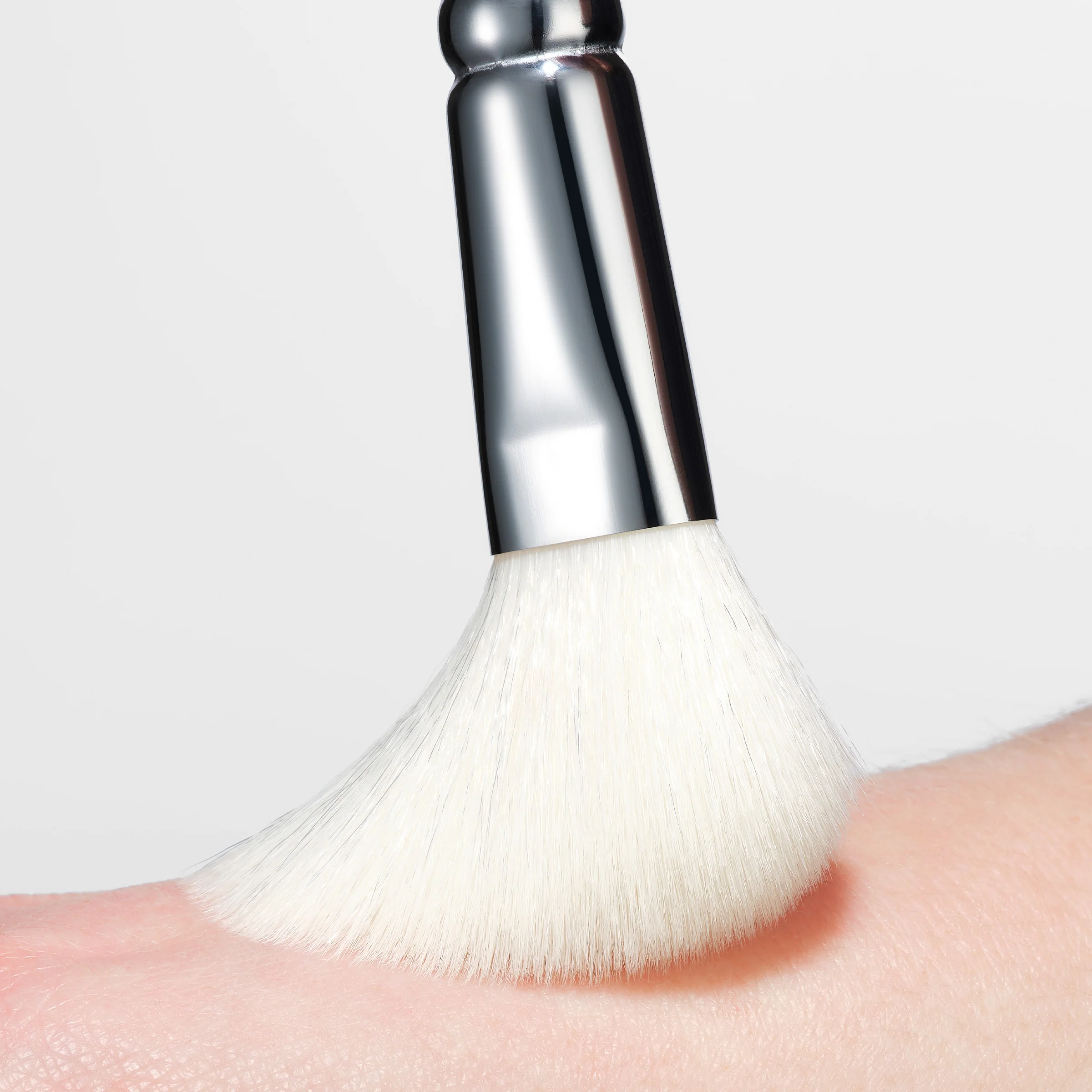 127 Blush & Contour Pinsel - Image 5