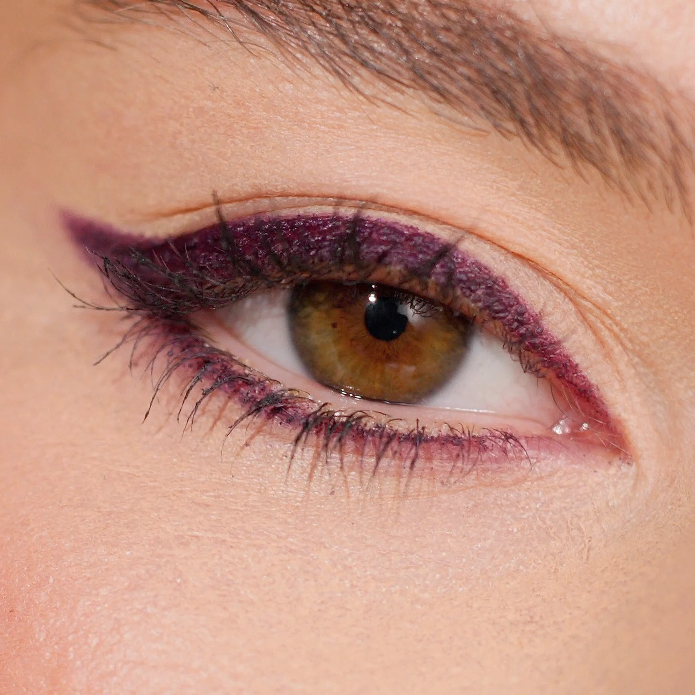 Velvet Love Eyeliner Pencil (Perfect Plum) - Image 2