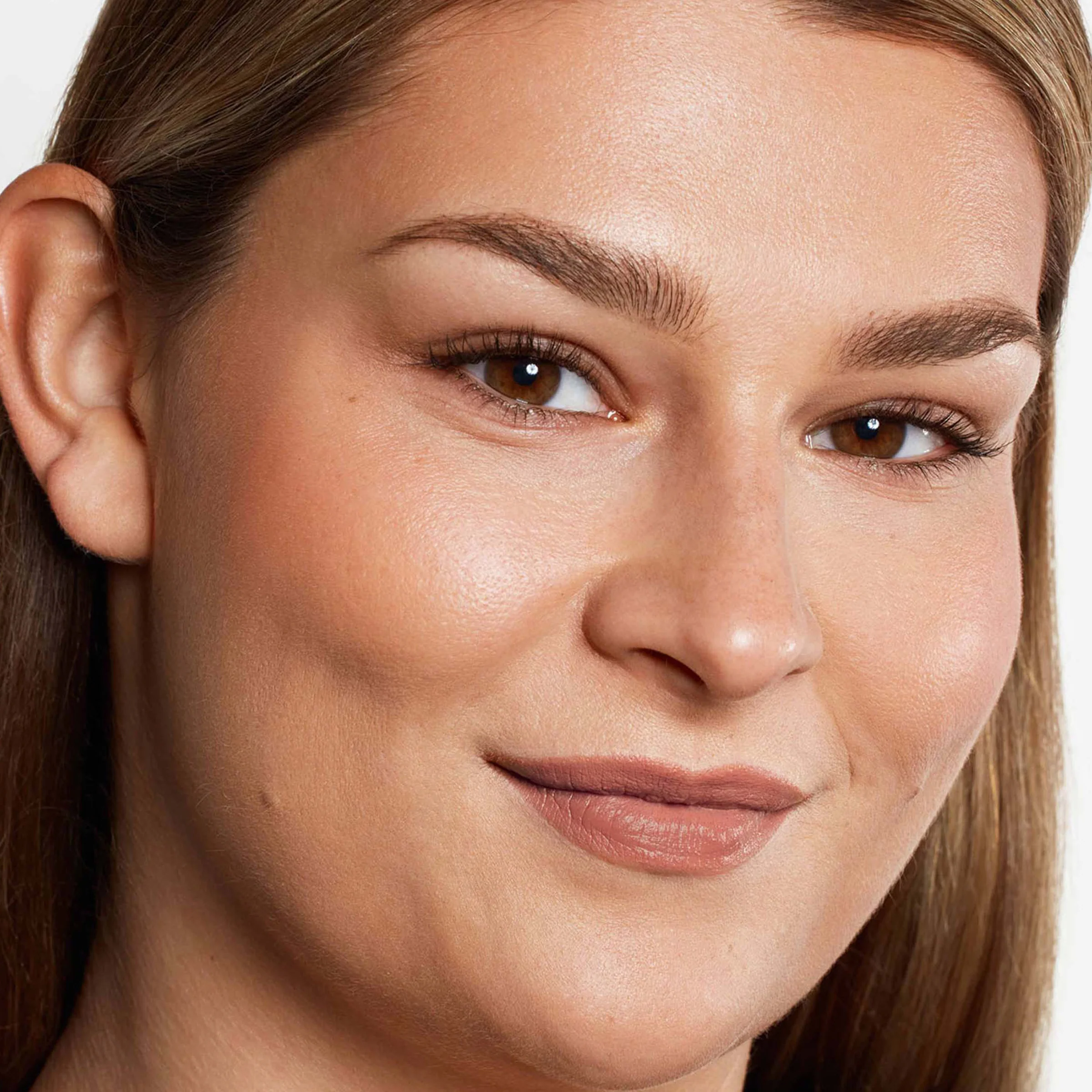 Velvet Love Matte Hyaluronic Long-Lasting Lipstick (Gailey) - Image 4